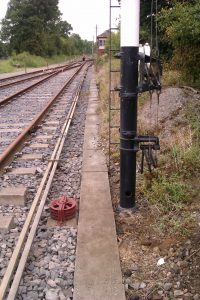 Signal wire double pulley for loop starter signals